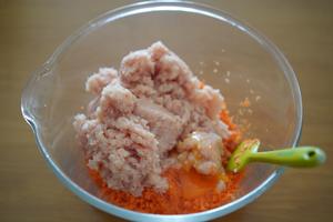 胡萝卜🥕鸡肉丸子的做法 步骤7