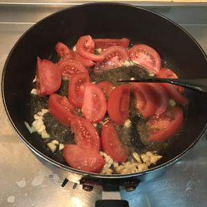 拌面菜——西红柿炒豆角丝的做法 步骤4