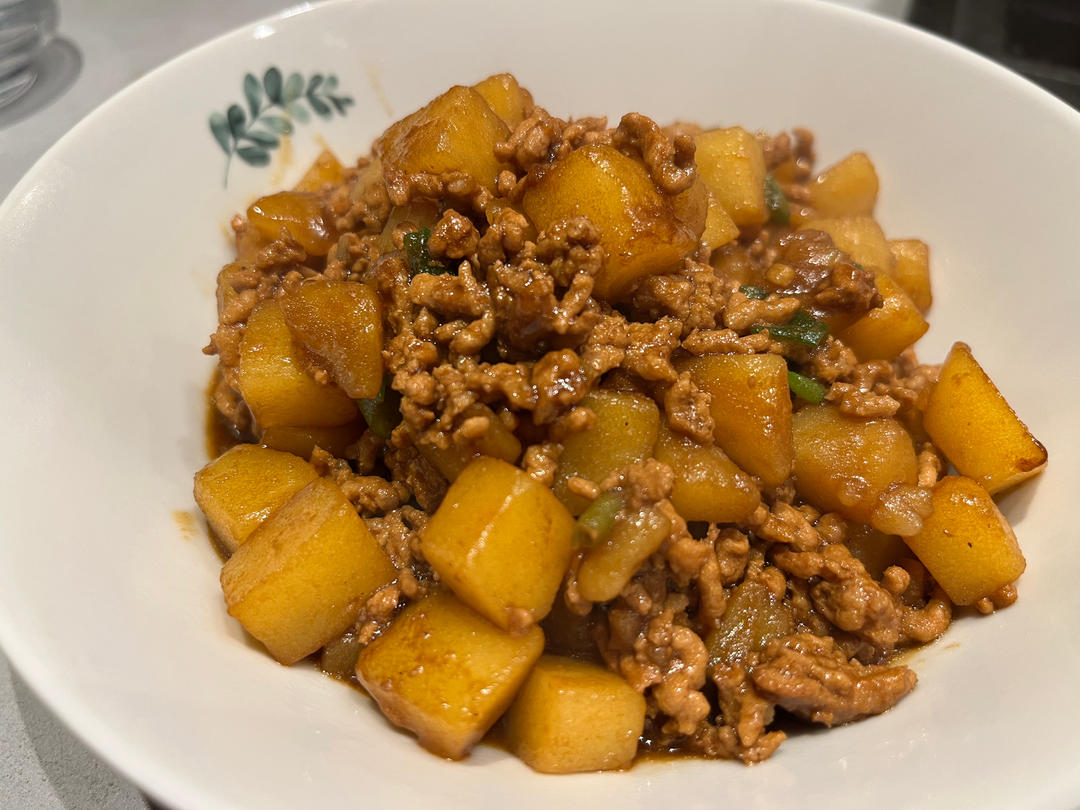 超级下饭的肉沫炒土豆！