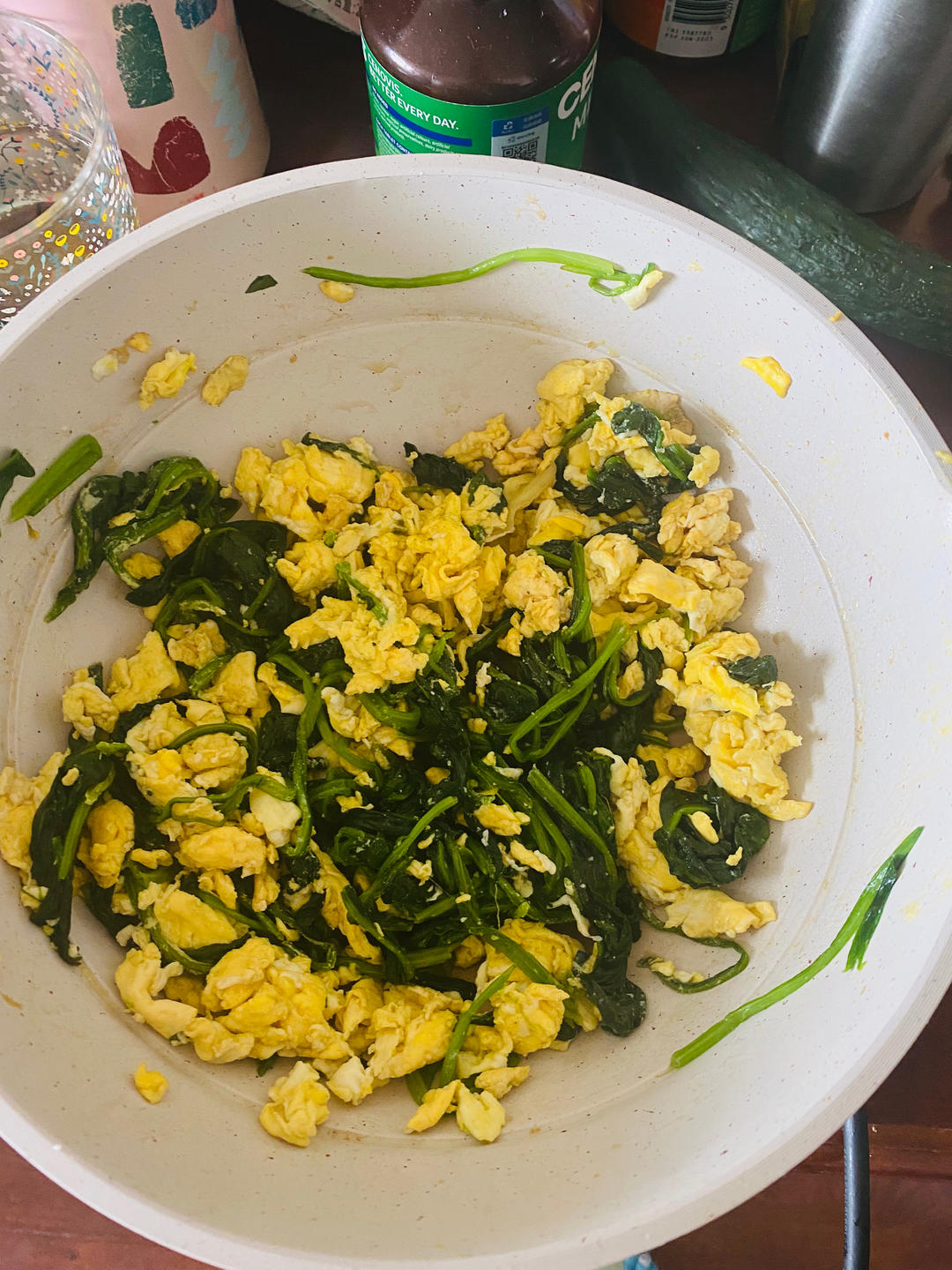 菠菜炒鸡蛋