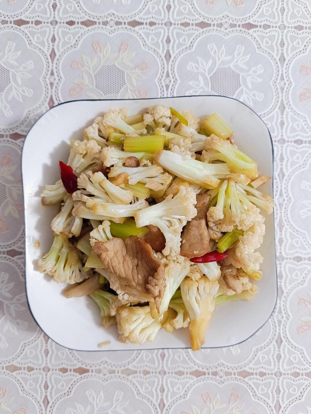 和饭店一个味道的干锅花菜