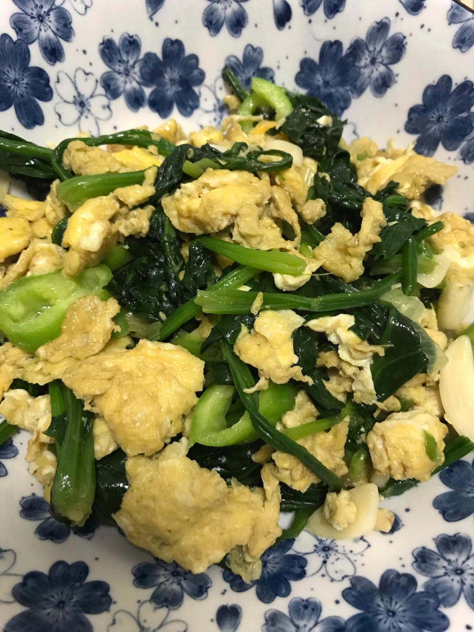 菠菜炒鸡蛋