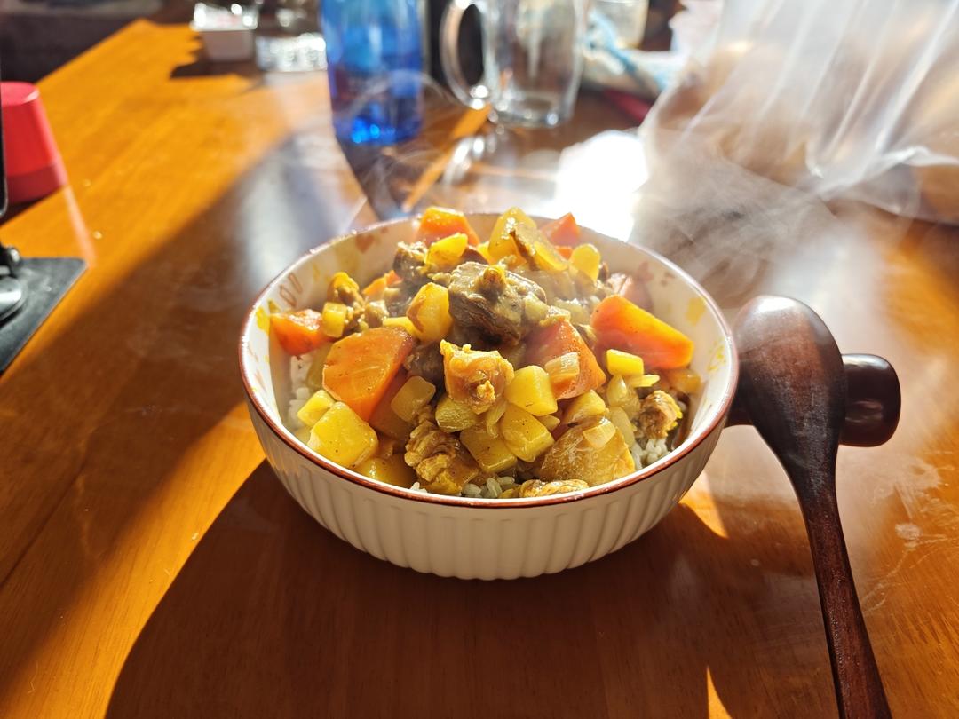 不用高压锅的咖喱牛腩哟