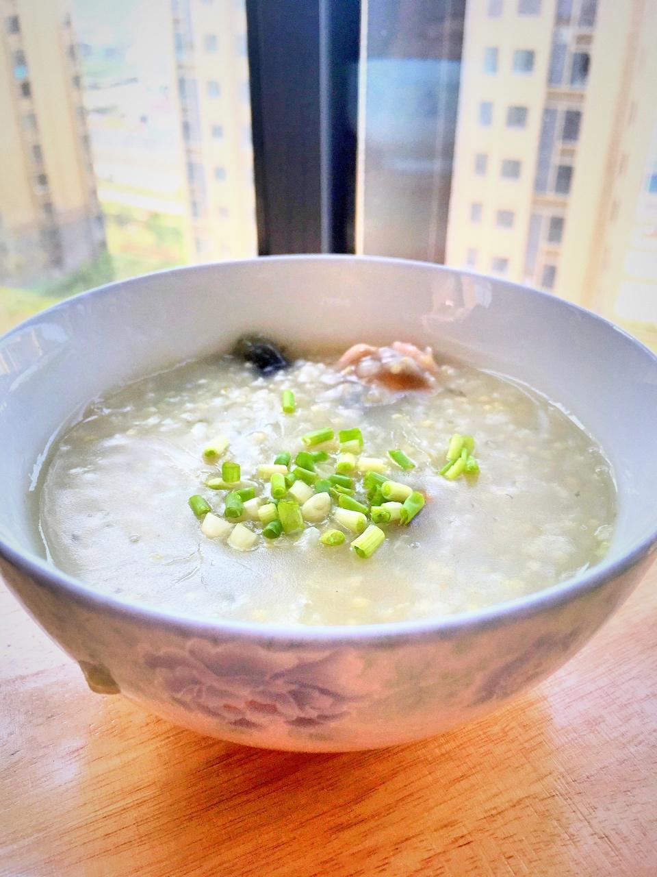 十五分钟快手之香滑皮蛋瘦肉粥(附五分钟电饭煲电压力锅更快捷方法)