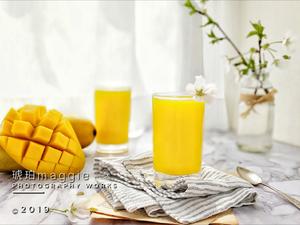 菠萝芒果汁的做法 步骤8