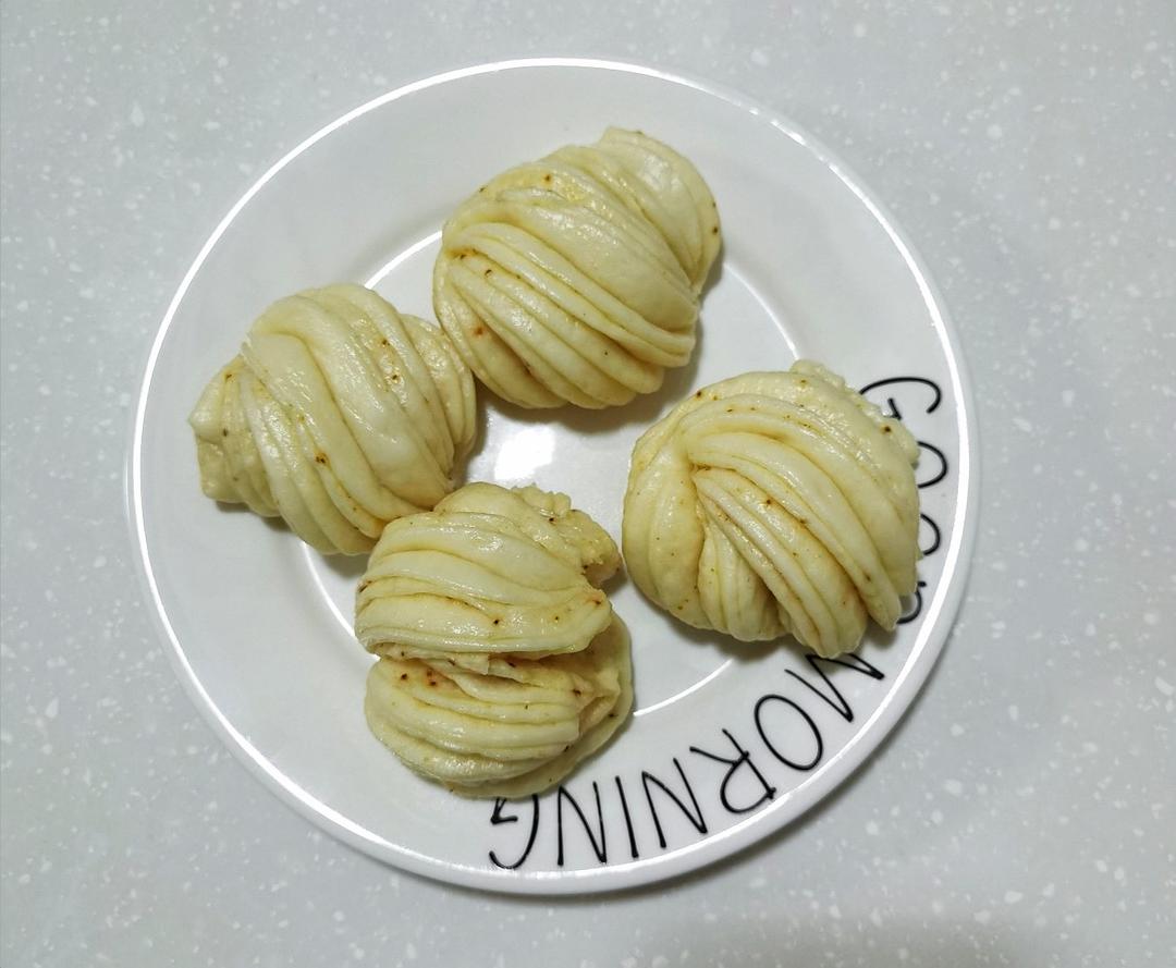 超可爱的【黑芝麻花卷】