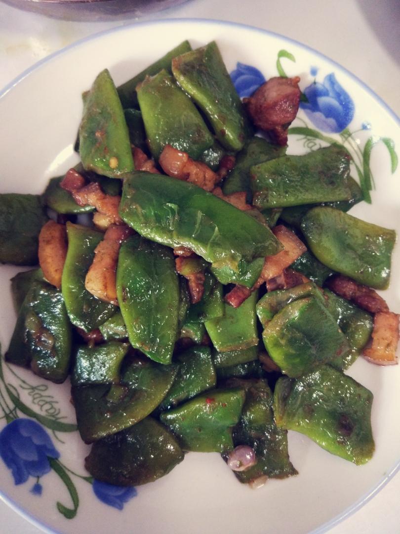 五花肉炖东北油豆角-附豆角软糯秘诀
