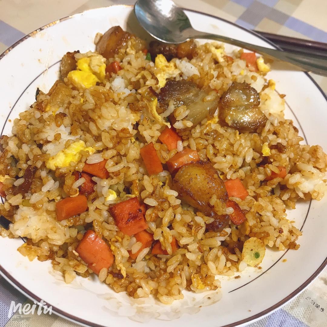 好吃到停不下来的酱油蛋炒饭