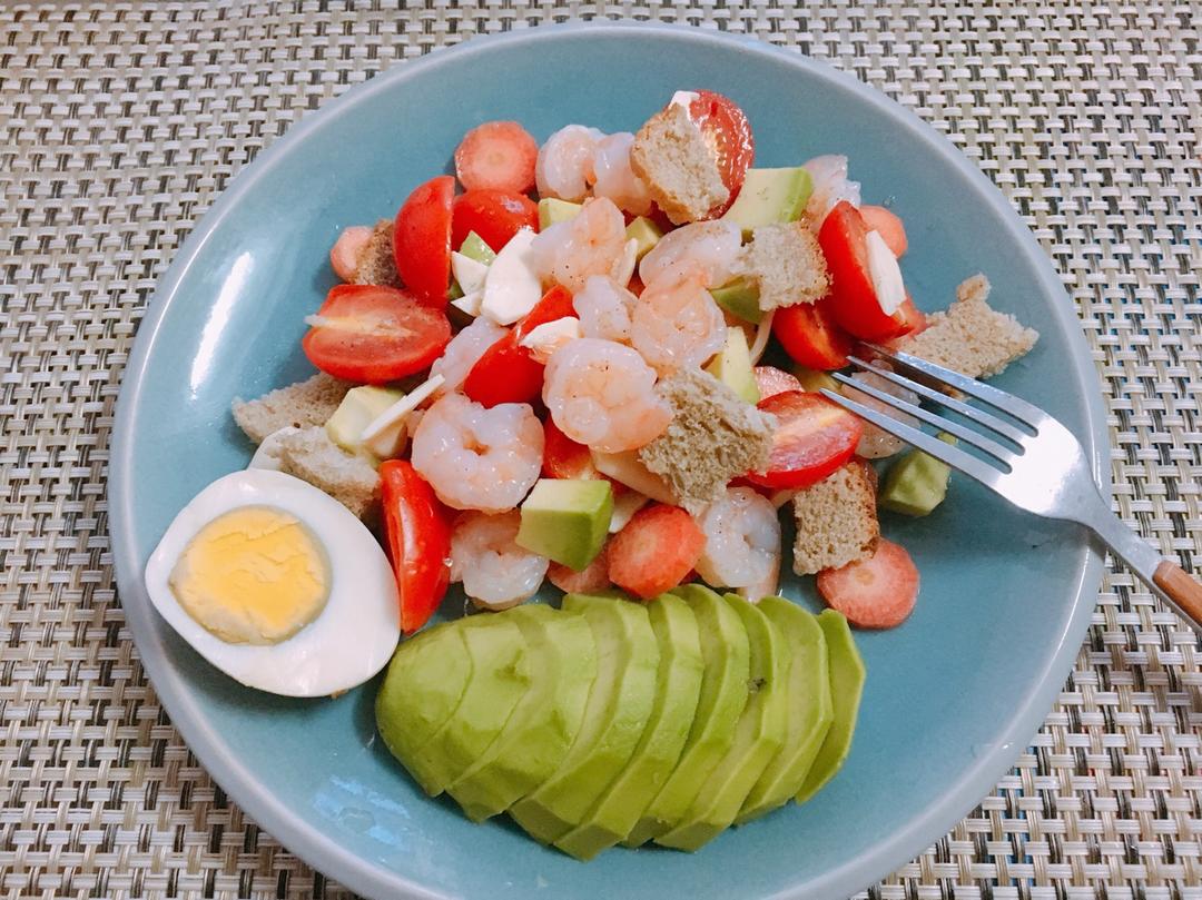 牛油果大虾沙拉