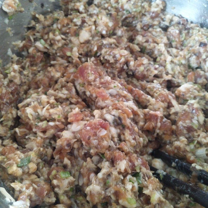 香菇肉馅饺子