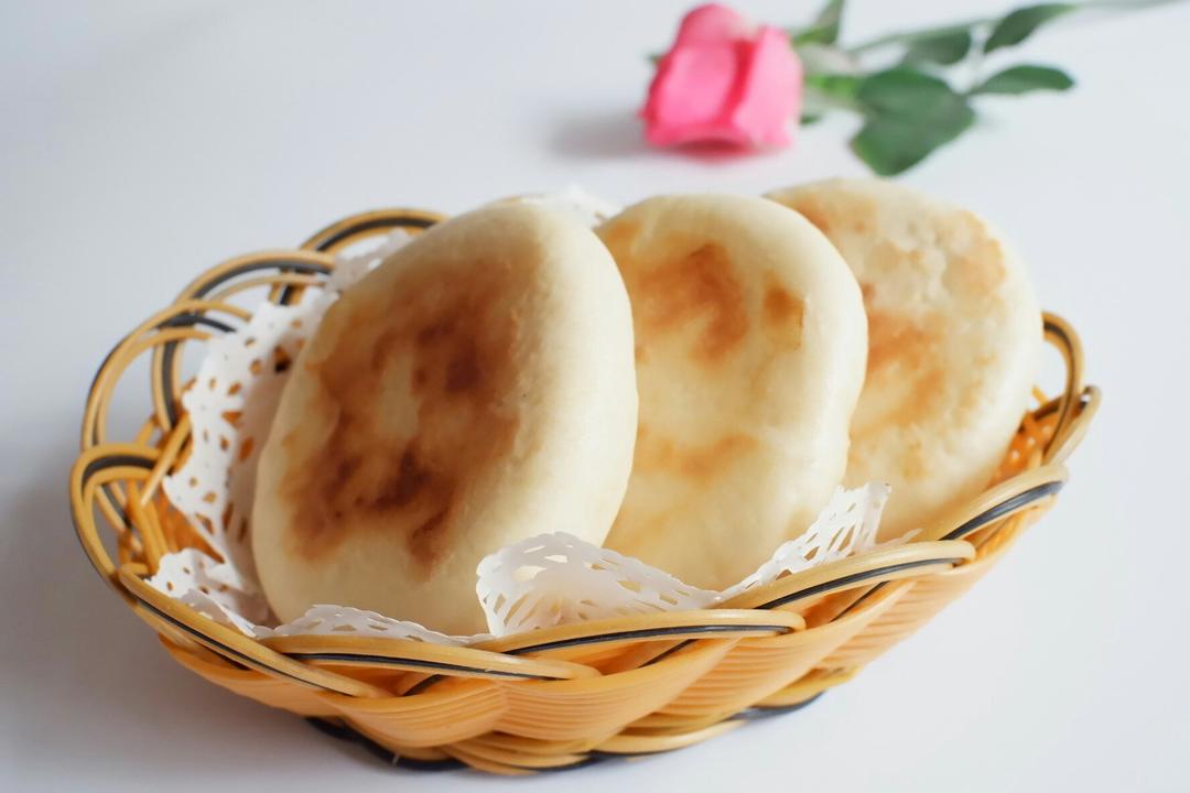 花影月移做的发面烧饼