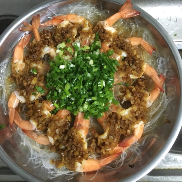 蒜蓉粉丝蒸虾