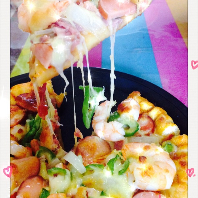 厚底鲜虾培根披萨