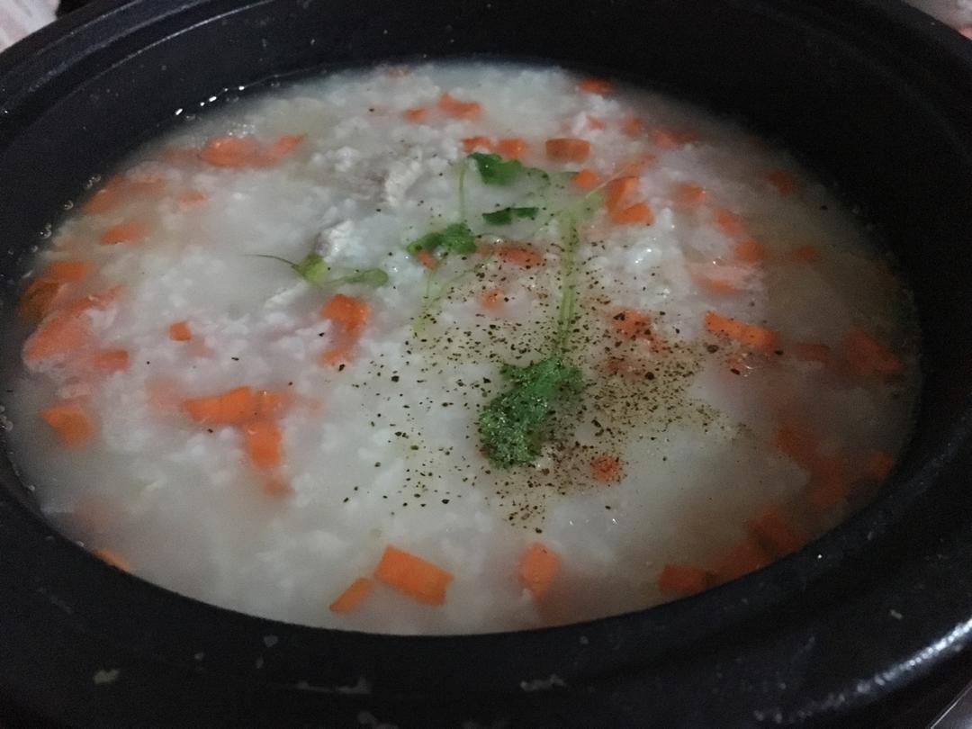 广式生菜丝牛肉粥