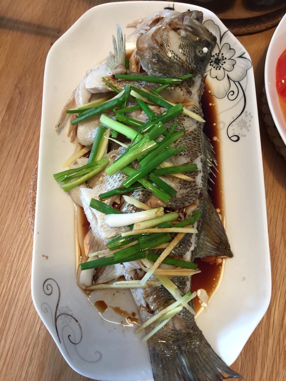 清蒸鲈鱼