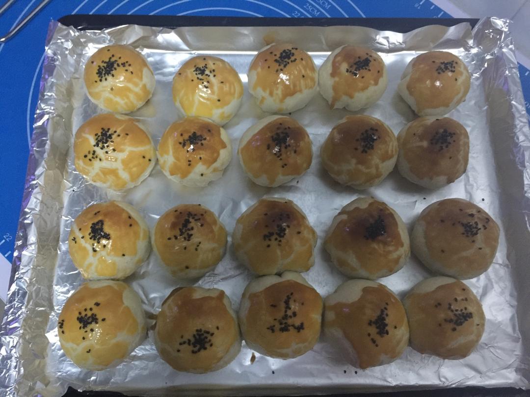蛋黄酥