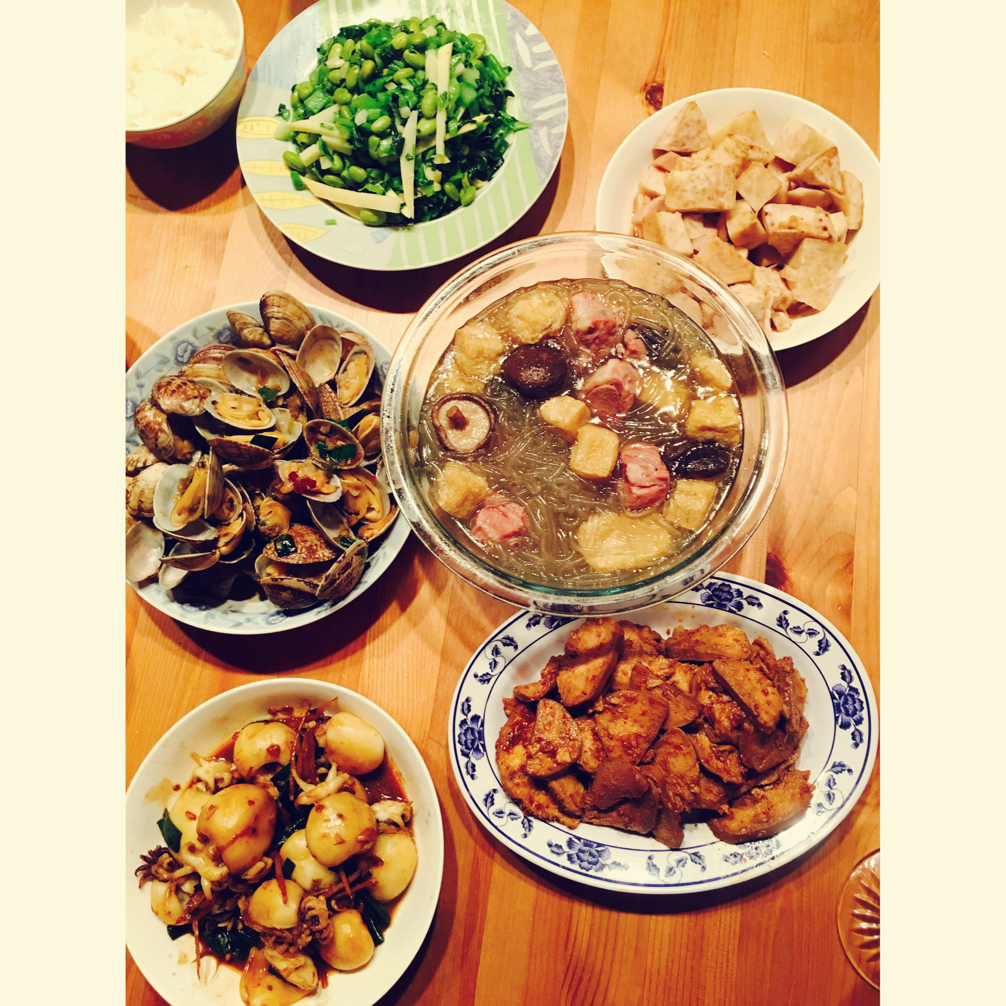 我们家爱的的小餐桌