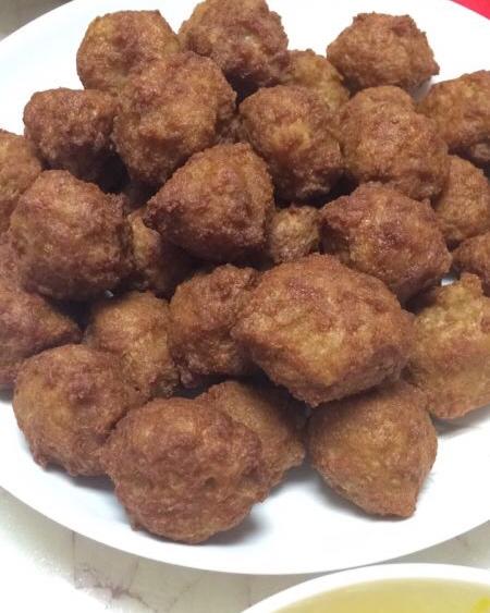酥炸肉丸子
