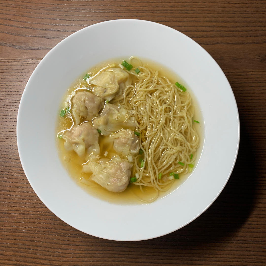 经典港式鲜虾云吞面