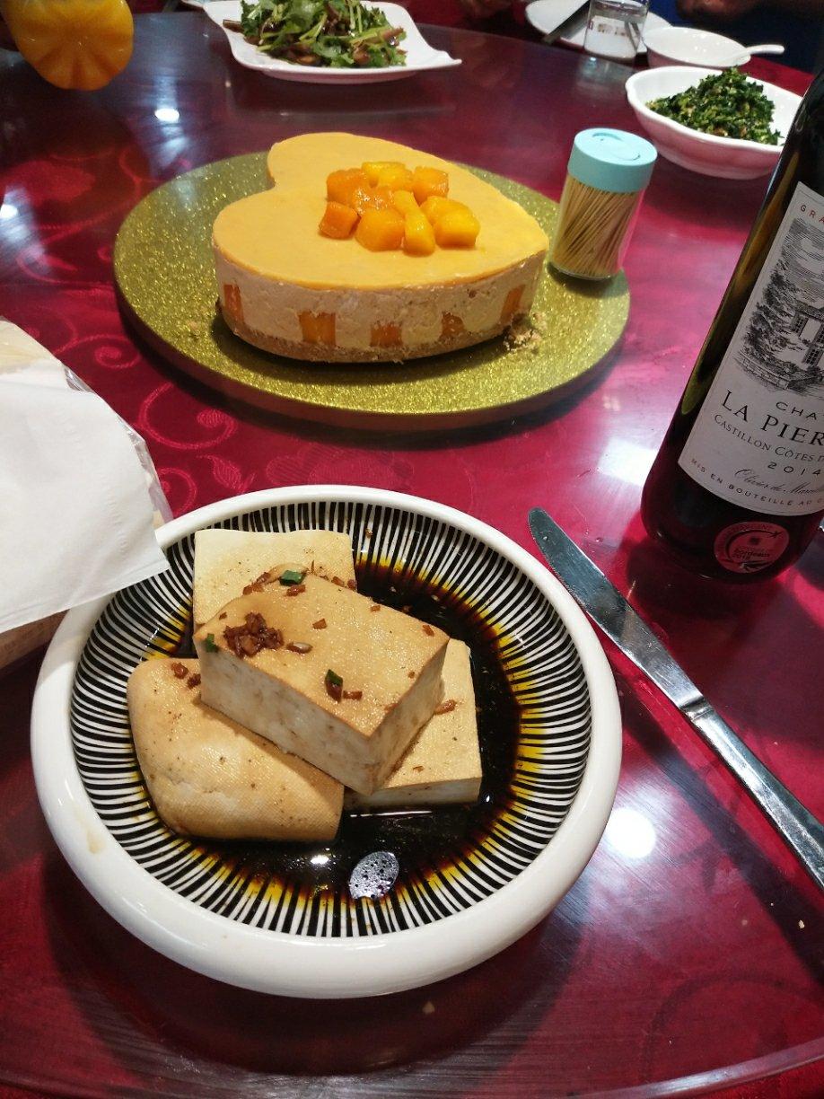 芒果纯酸奶慕斯