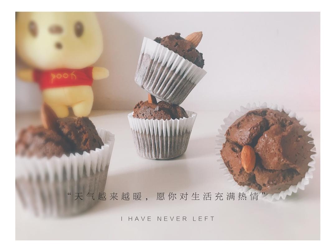 布朗尼杯子蛋糕