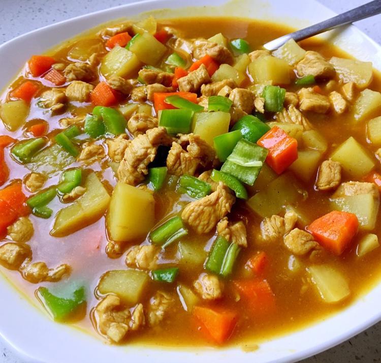 思家咖喱鸡肉土豆的做法