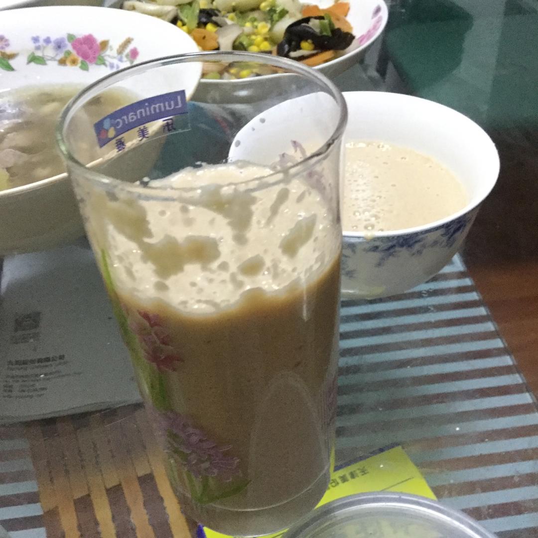 香蕉苹果牛奶饮