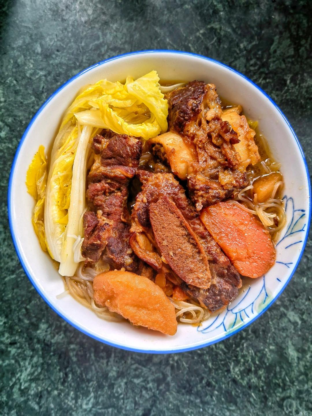 酱烧牛排骨