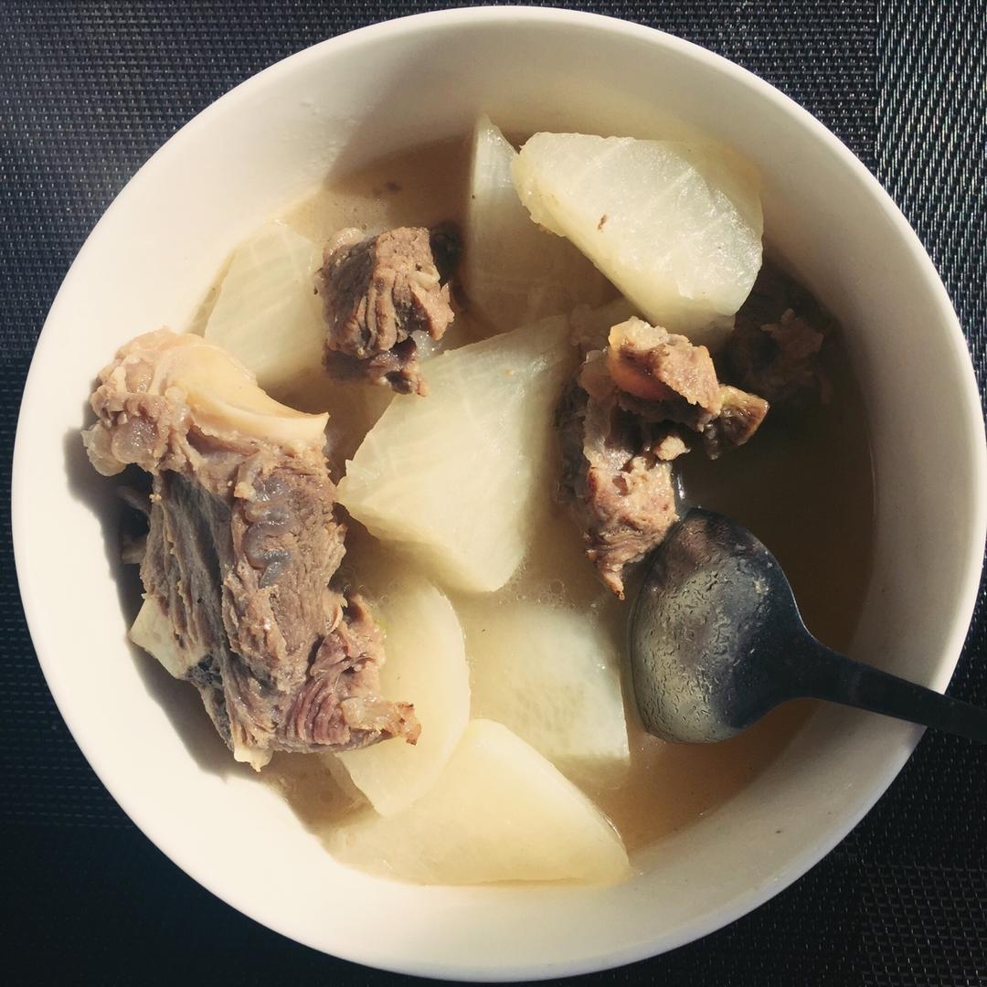 萝卜羊肉汤
