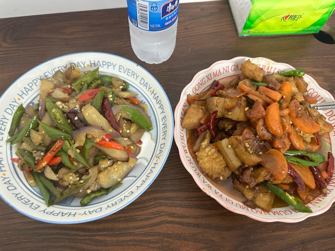青椒炒茄子
