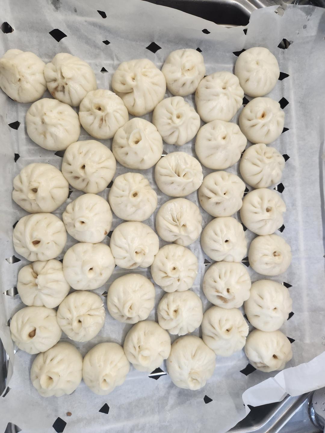 快手发面小笼包