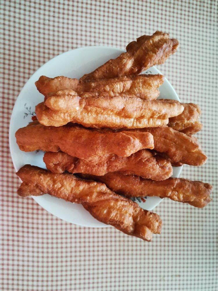 自制无泡打粉油条