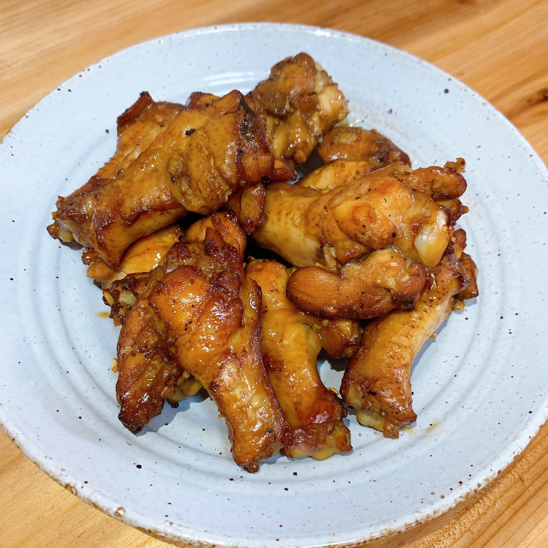 外焦里嫩，好吃到跺脚的蒜香烤鸡腿，零难度