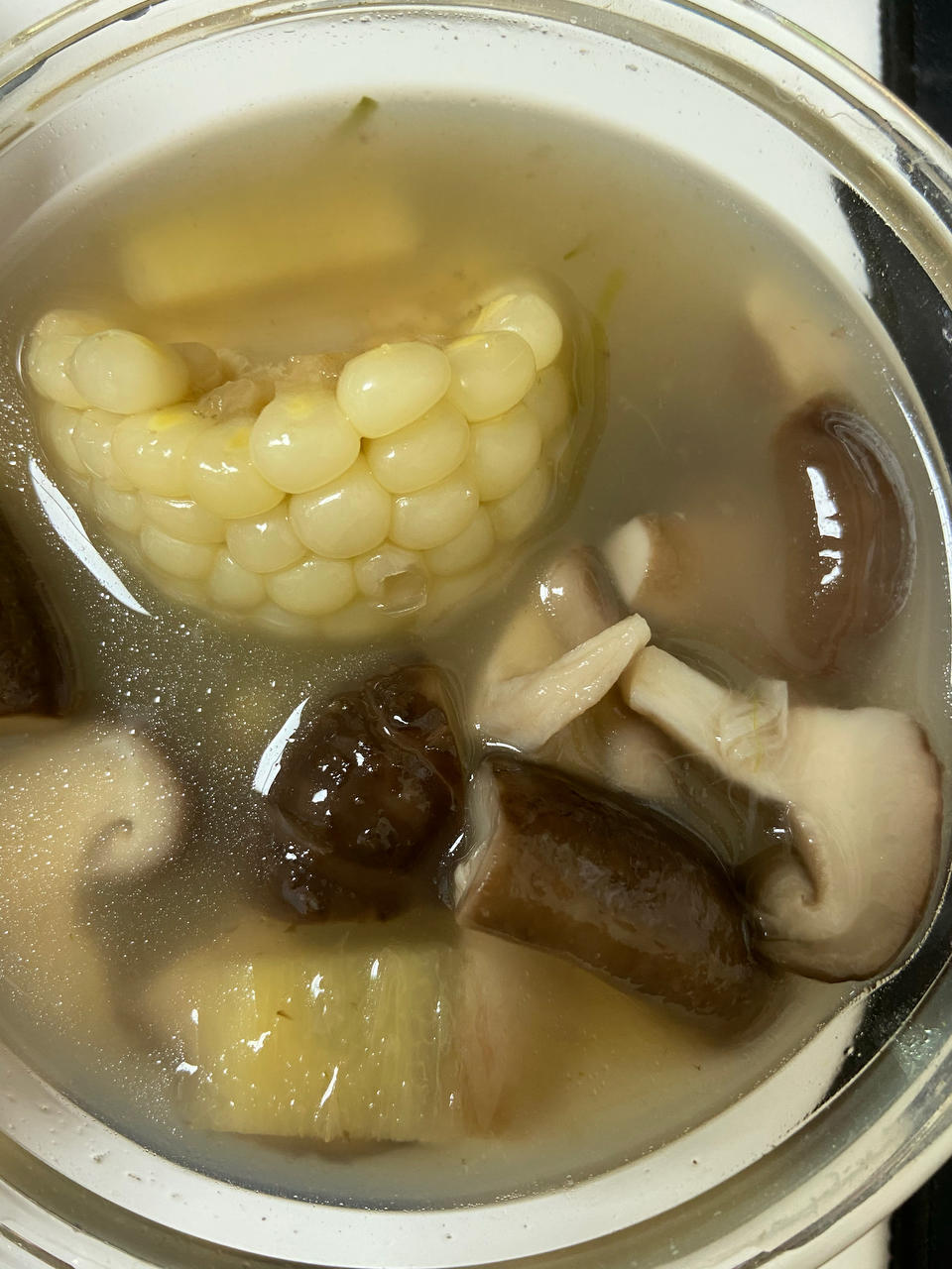 香菇玉米素蔬养生汤 没难度