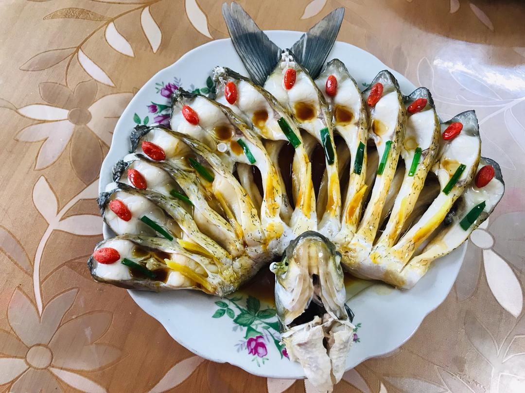 16道简单快捷的家常口味年夜饭菜谱，随便挑两样总有你喜欢的~