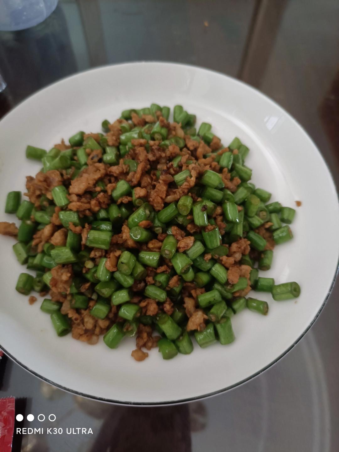 香辣过瘾，超级无敌下饭神器～豆角炒肉沫