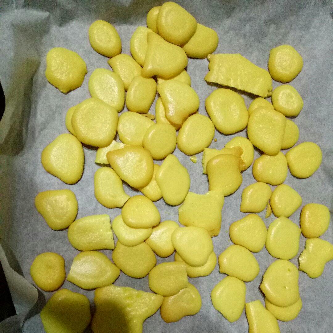 入口即化的蛋黄小饼干