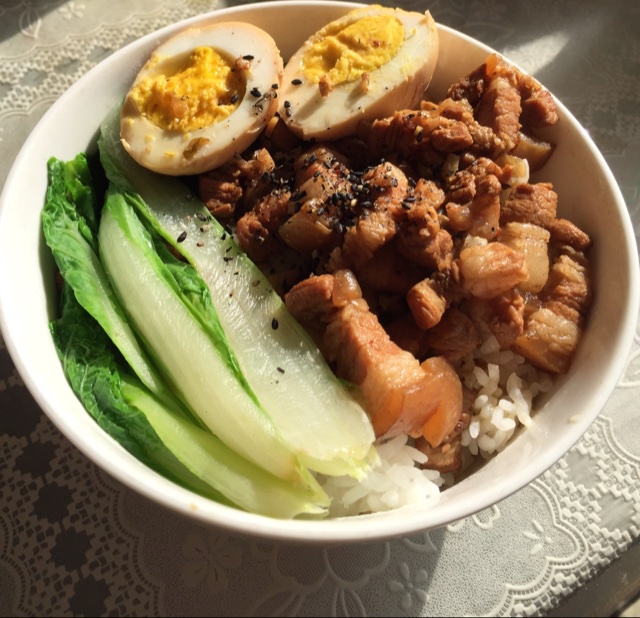台式卤肉饭
