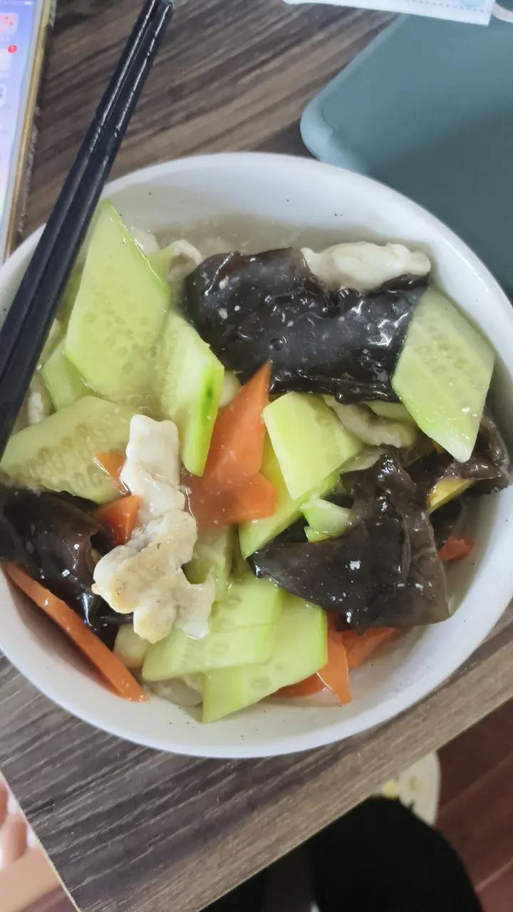 滑溜里脊#滑熘里脊（最简单的做法，吃出小时候的味道）