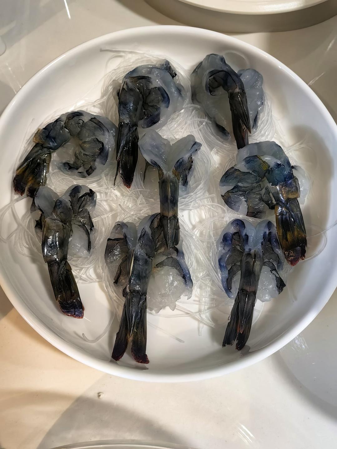 年夜菜之腰缠万贯~蒜蓉粉丝蒸虾尾