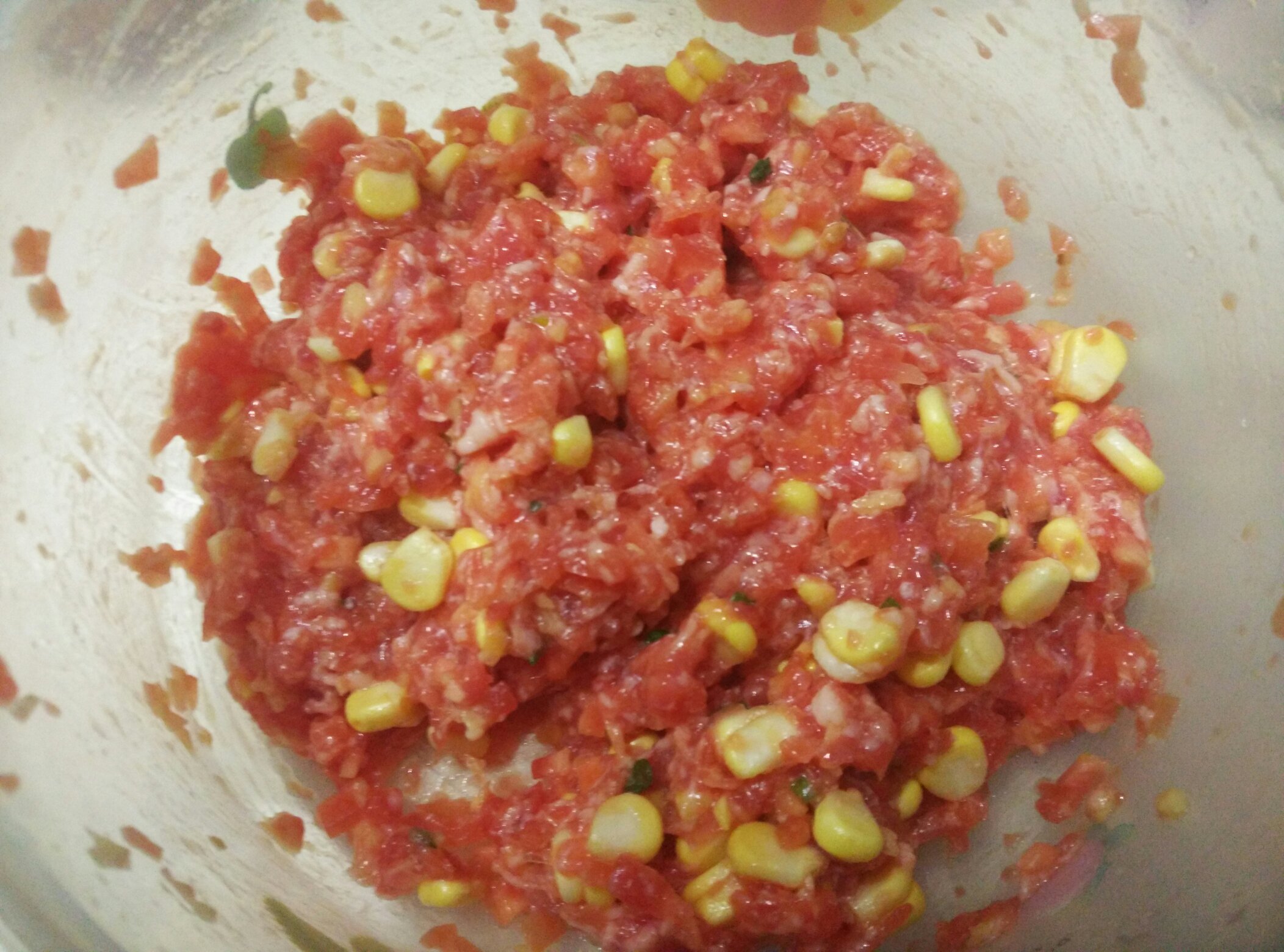 胡萝卜玉米猪肉水饺的做法 步骤2