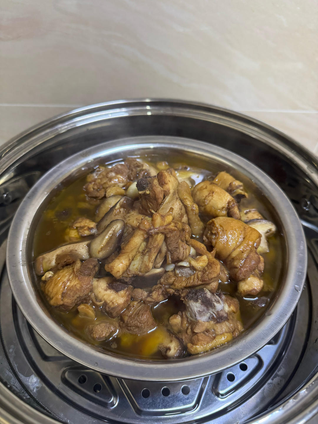 香菇鸡腿
