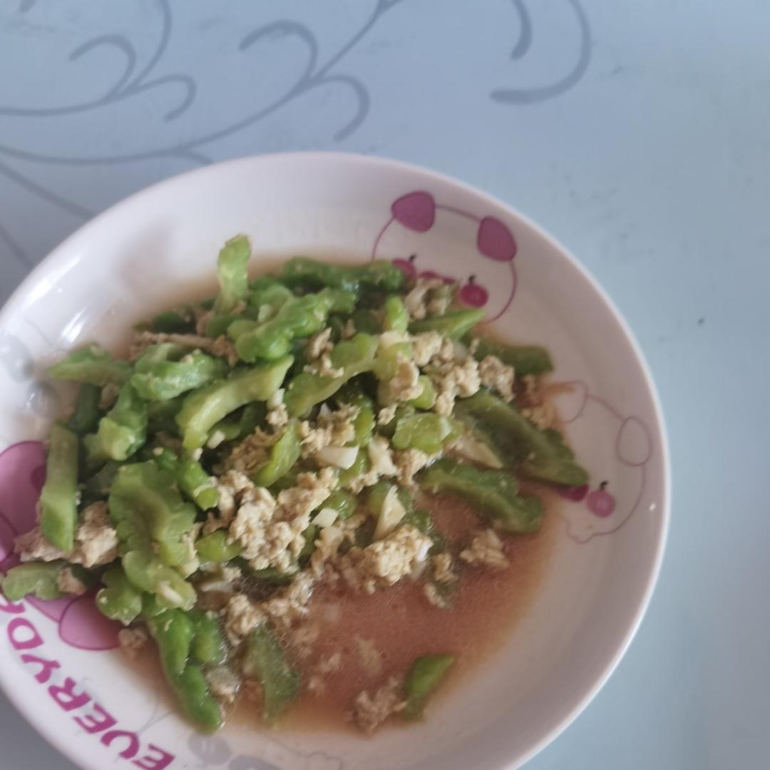 不苦的苦瓜炒蛋