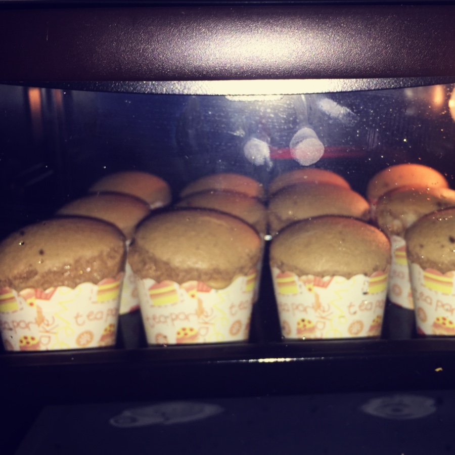 可可纸杯小蛋糕