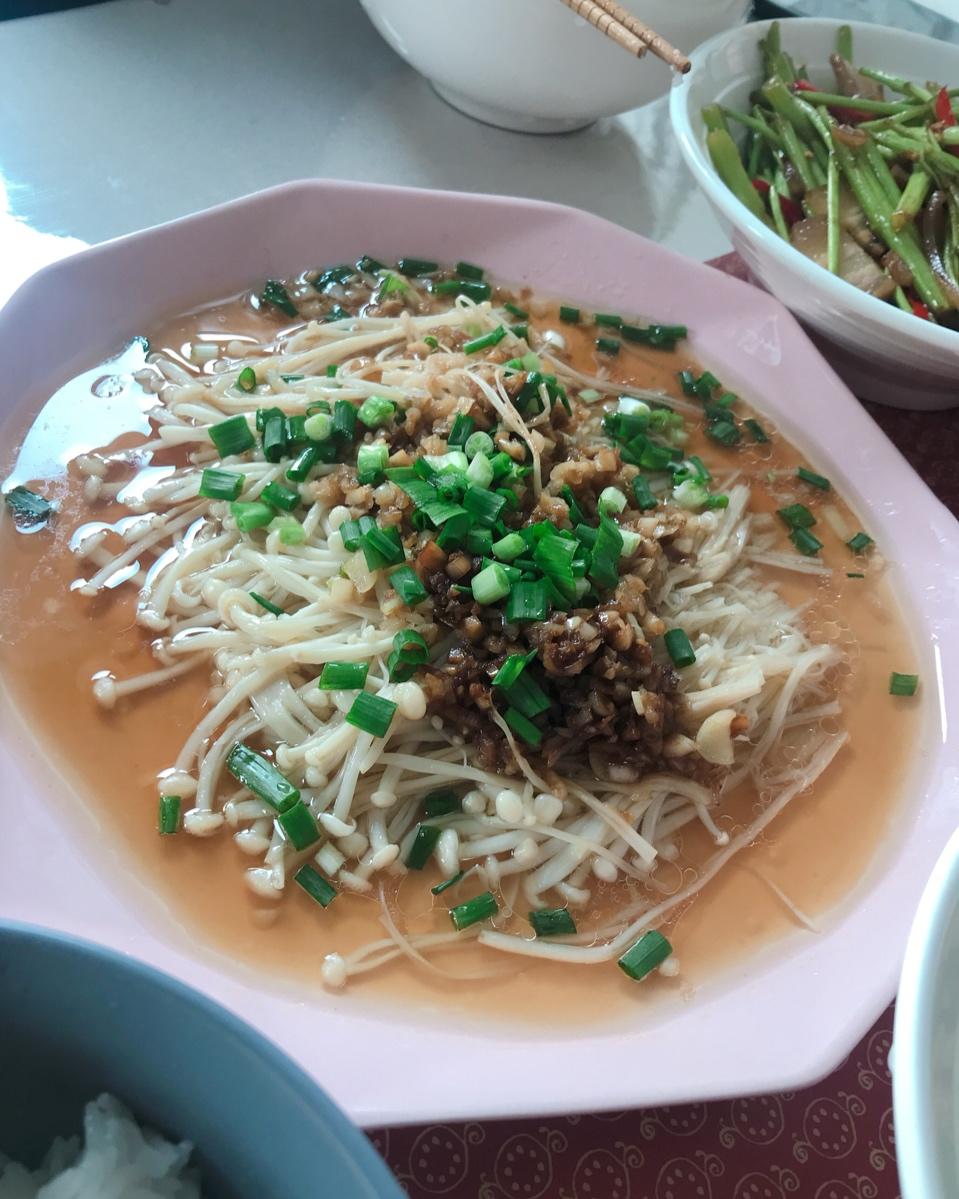蒜蓉蒸金针菇