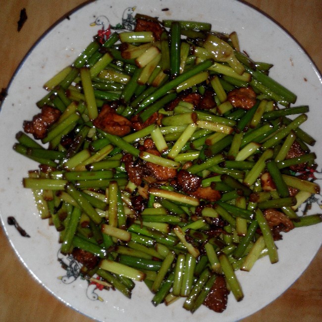 蒜苔炒肉
