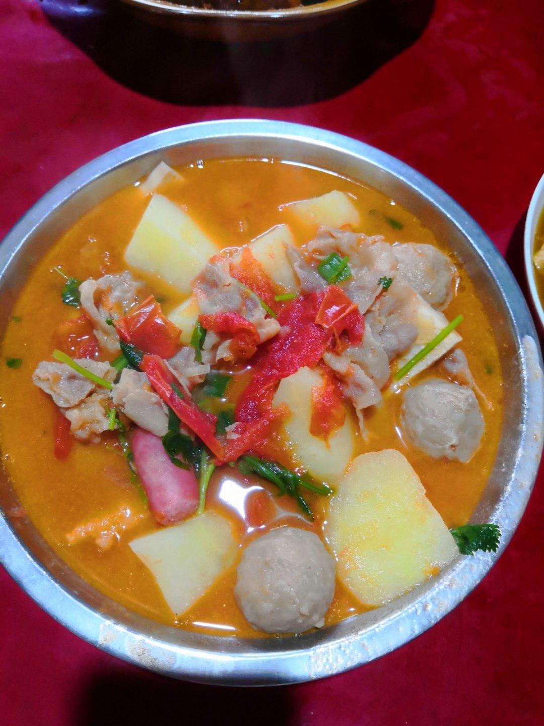 番茄土豆肥牛锅