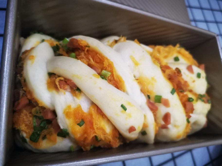 香葱肉松手撕吐司