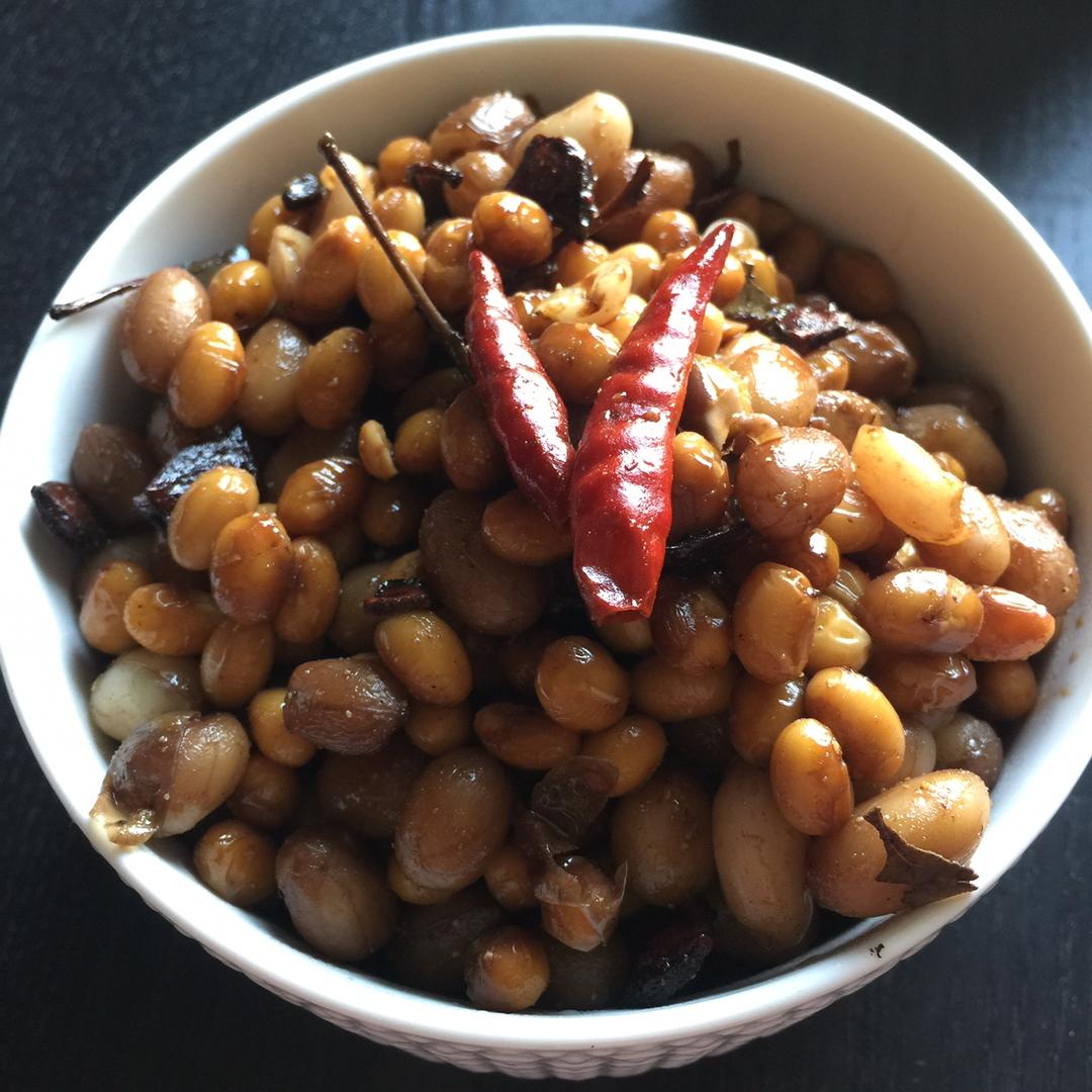 张小乔力做的酸辣酱花生