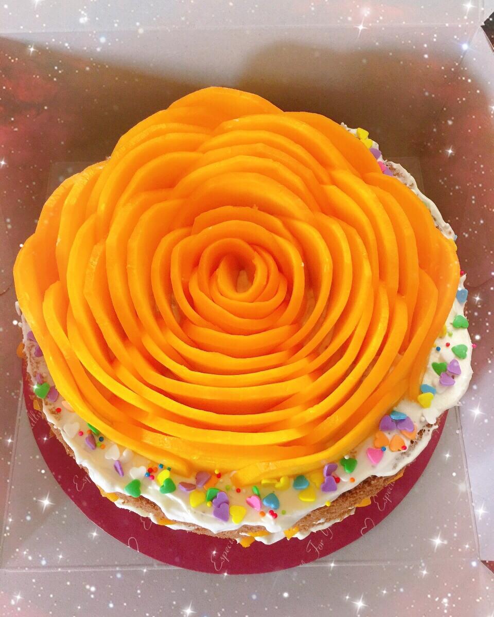 戚风水果裸蛋糕🎂简单容易❤️不会挤奶油的也可以做出漂亮的蛋糕🎂